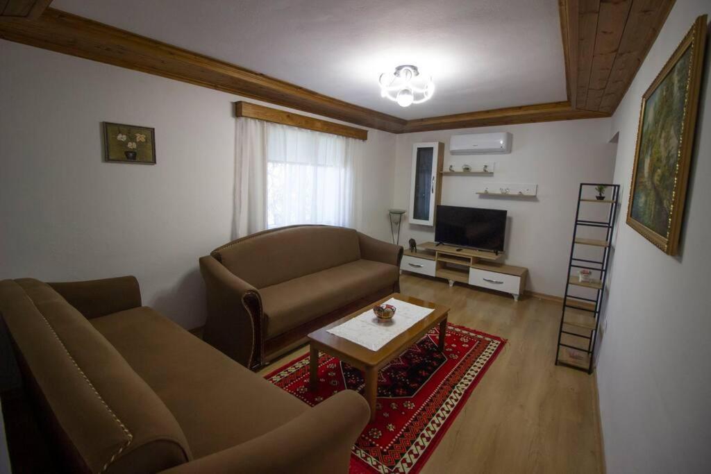 Emblematic House 3 Apartment Gjirokaster Exterior photo